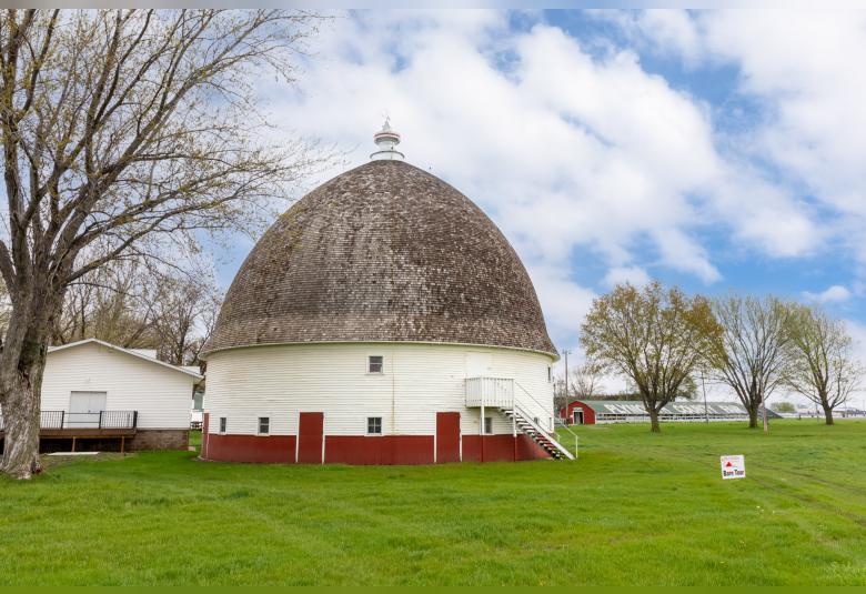 Photo Courtesy of The Iowa Barn Foundation