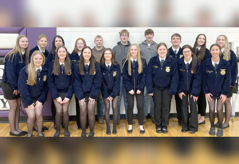 The Akron Hometowner - Staff Photo - Create Article