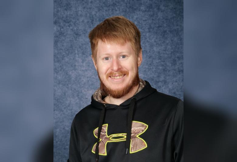 The Akron Hometowner - Staff Photo - Create Article