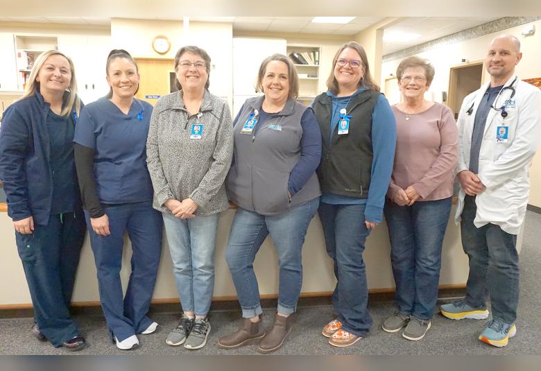 The Akron Hometowner - Staff Photo - Create Article