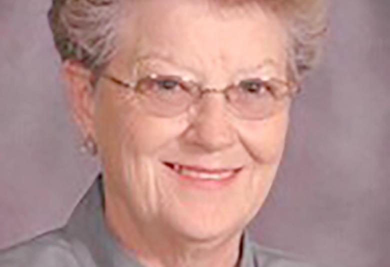 The Akron Hometowner - Staff Photo - Create Article