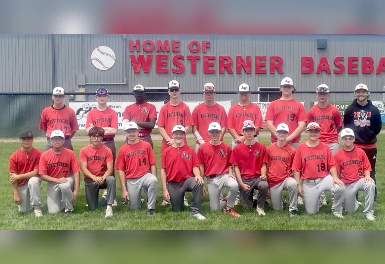 The Akron Hometowner - Staff Photo - Create Article