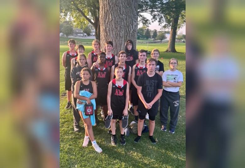 The Akron Hometowner - Staff Photo - Create Article