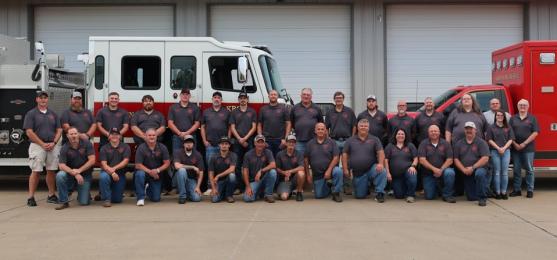 The Akron Hometowner - Staff Photo - Create Article