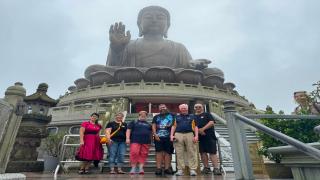 The Akron Hometowner - Staff Photo - Create Article